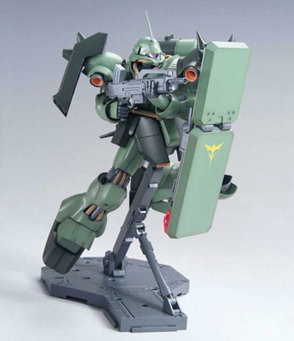 MG 1/100 AMS-119 Geara Doga