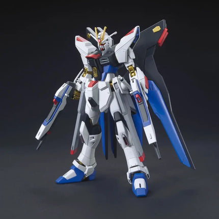 GUNDAM - HG 1/144 ZGMF-X20A Strike Freedom Gundam HG201 - Model Kit Bandai