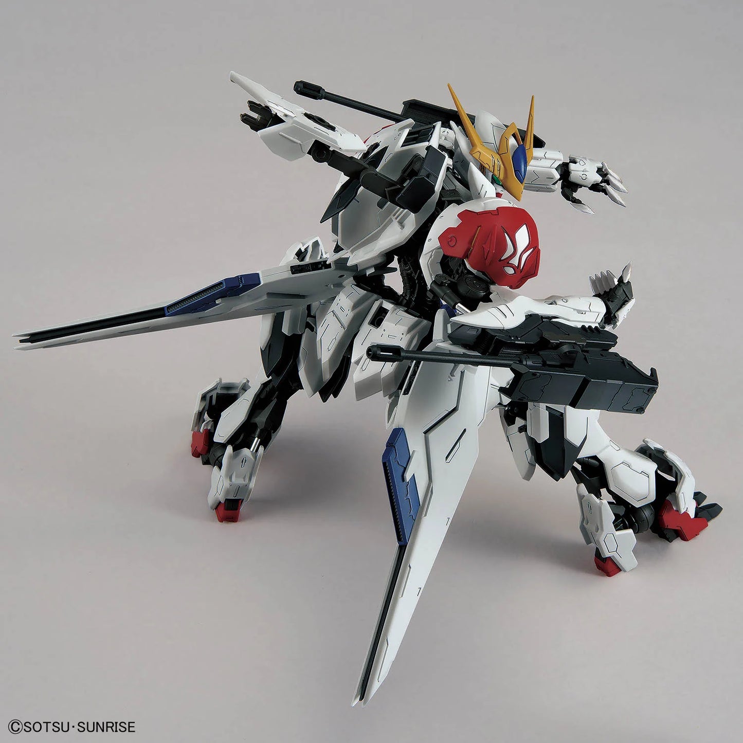 MG 1/100 – ASW-G-08 Gundam Barbatos Lupus