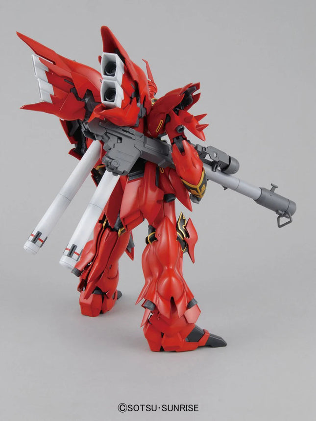 GUNDAM - MG 1/100 - MSN-06S Sinanju - Modelbouwset Bandai