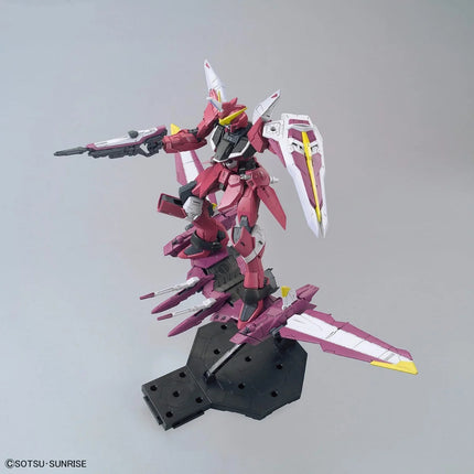 GUNDAM - MG 1/100 ZGMF-X09A Justice Gundam - Model Kit Bandai