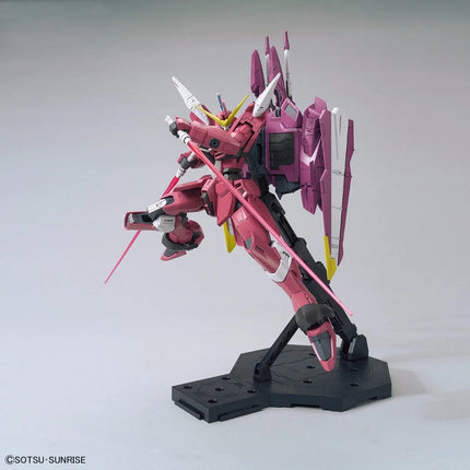 GUNDAM - MG 1/100 ZGMF-X09A Justice Gundam - Model Kit Bandai