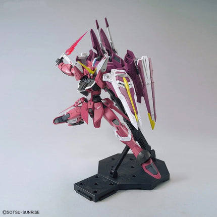 GUNDAM - MG 1/100 ZGMF-X09A Justice Gundam - Model Kit Bandai