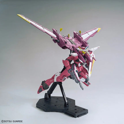 GUNDAM - MG 1/100 ZGMF-X09A Justice Gundam - Model Kit Bandai