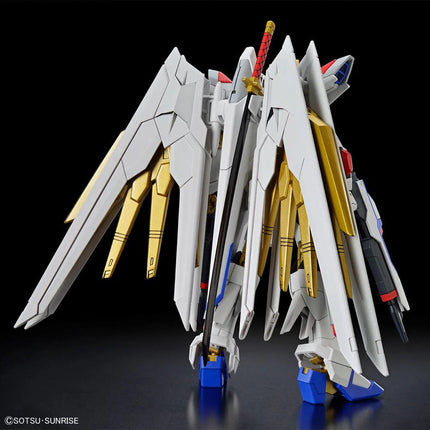 GUNDAM - HG 1/144 Mighty Strike Freedom Gundam - Modelbouwset Bandai